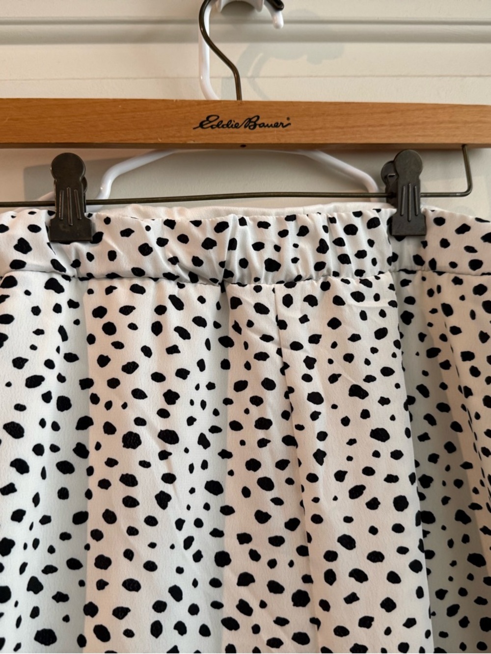 White Sleeveless Polka Dot Feather Hem Top & Matching Bottoms - Picture 4 of 4